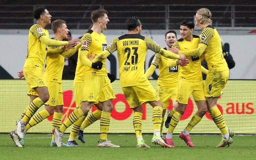Selebrasi gol para pemain Borussia Dortmund. (Foto: Daniel ROLAND / AFP)