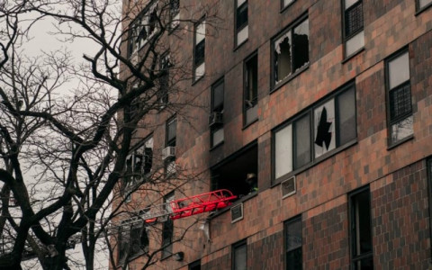 Neraka Kebakaran yang Melanda Apartemen di New York