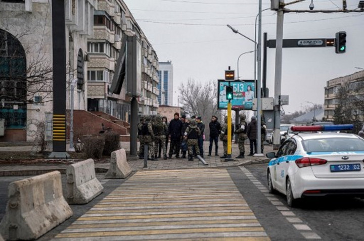 Jumlah Orang yang Ditangkap Terkait Kerusuhan Kazakhstan Sudah 9.900