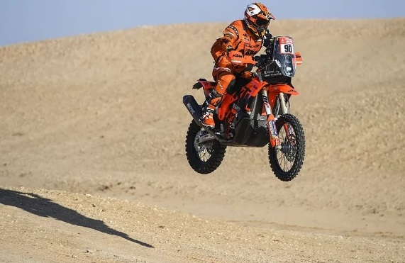 Menangi Etape 5 Rally Dakar 2022, Danilo Petrucci Cetak Sejarah