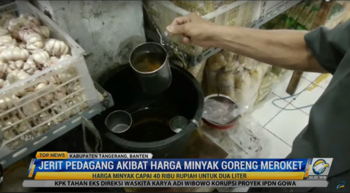 Pedagang Menjerit Kala Harga Minyak Goreng Selangit