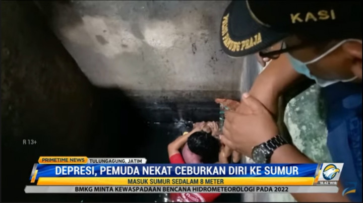 Depresi dan Halusinasi, Pemuda Nekat Ceburkan Diri ke Sumur
