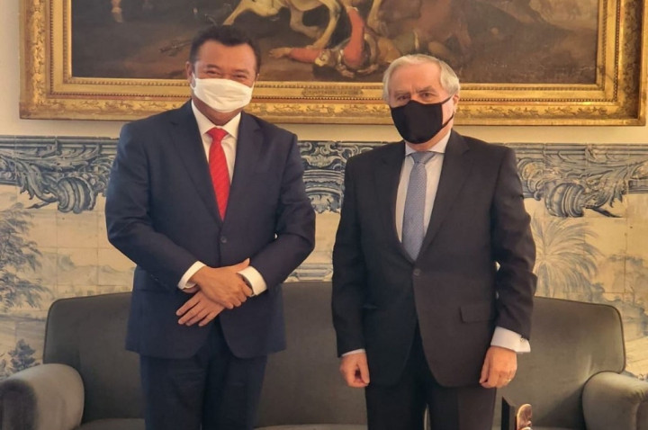 Dubes RI Serahkan Salinan Surat Kepercayaan ke Sekjen Kemenlu Portugal