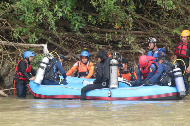 Dua Anak Hilang Terseret Arus di Maros Ditemukan Meninggal