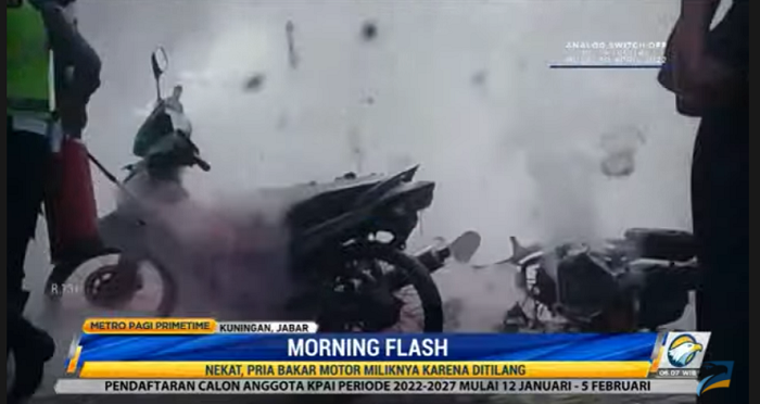 Tak Terima Ditilang, Pengendara Nekat Bakar Motor