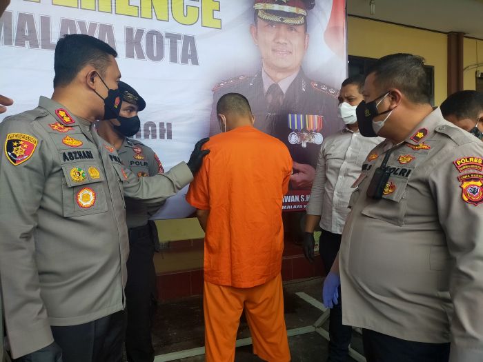 Hasil Menipu Janda, Polisi Gadungan Ini Raup Ratusan Juta Hingga Mobil Mercedes