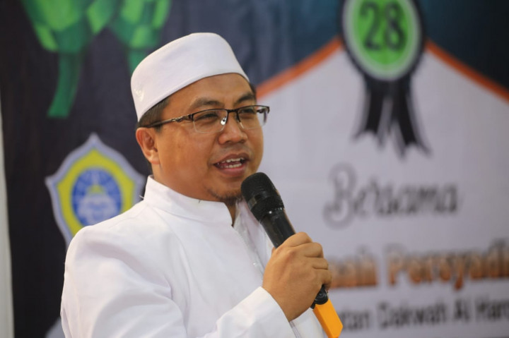 Viral Sesajen Ditendang di Semeru, Dosen UB: Bukan Cara Dakwah Wali Songo