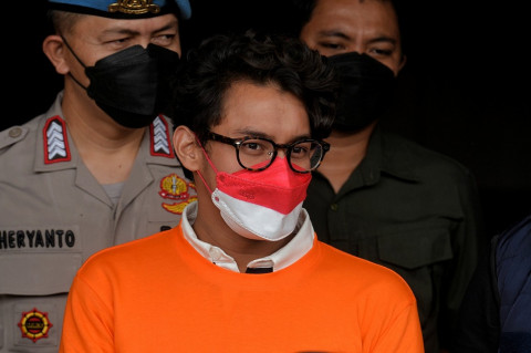 Sedih! Ardhito Pramono Pakai Baju Tahanan saat Filmnya Tayang Perdana di Bioskop