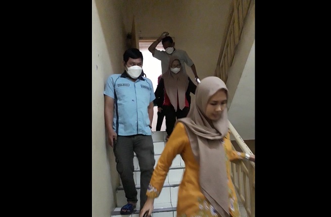 Pegawai Pemkot Jaksel Panik Berhamburan Keluar Gedung Usai Diguncang Gempa