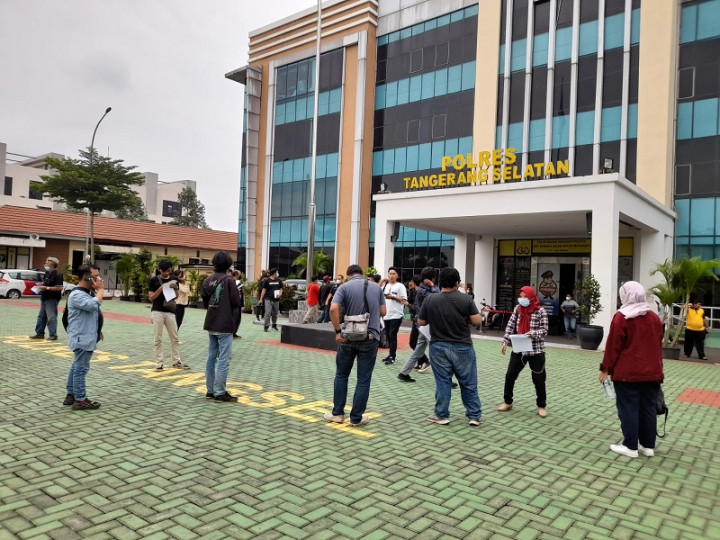 Pegawai Pemkot Tangerang Berebutan Keluar Gedung Saat Diguncang Gempa Pandeglang