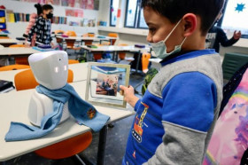 Unik, Kisah Robot yang Jadi Siswa dan Bersekolah di Jerman