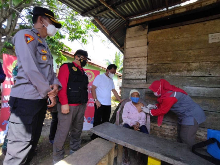 <i>Door to Door</i>, Binda Bengkulu Genjot Capaian Vaksin <i>Booster</i>