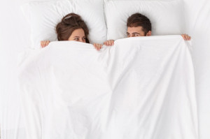 Manfaat Tidur Telanjang untuk Tubuh
