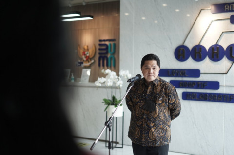 Erick Thohir Bantu Biaya Kuliah Pemilik UMKM Kuliner di Ciputat
