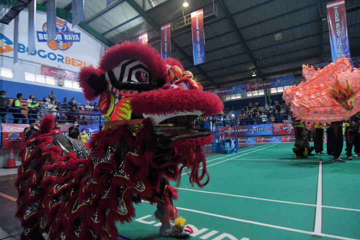 Ratusan Atlet Bulu Tangkis Bersaing di Surya Paloh Cup 2022