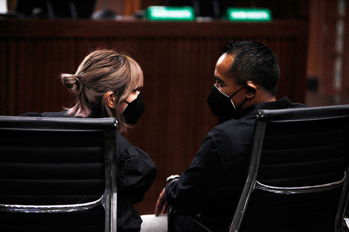 Pengacara Khawatir Level Kecanduan Nia Ramadhani Meningkat jika Tak Direhabilitasi