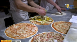 Sedap! Festival Pizza Berlangsung di Italia