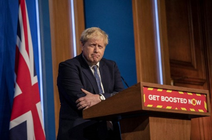 Terancam Mosi Tidak Percaya, PM Inggris akan Longgarkan Aturan Covid-19