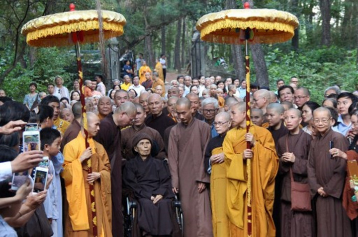 Pemuka Agama Buddha Ternama Thich Nhat Hanh Tutup Usia