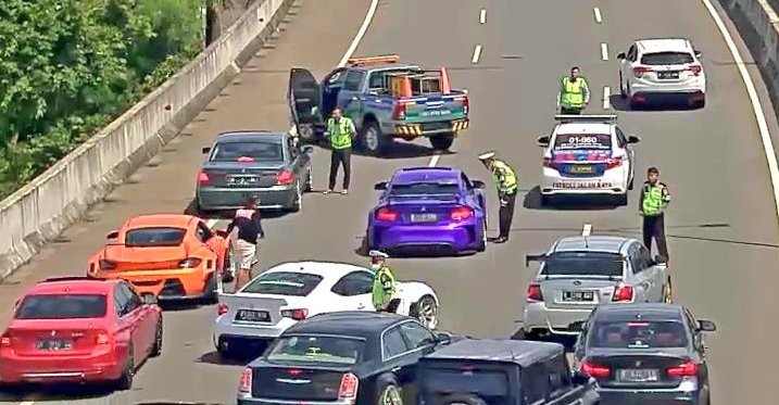 Komunitas Mobil 'Sultan' Bikin Macet di Tol Ditindak Polisi, Begini Kronologinya