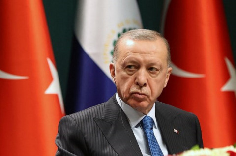 Jurnalis Turki Ditahan Usai Menghina Erdogan dalam Sebuah Wawancara