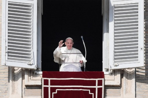 Paus Fransiskus Suarakan Kekhawatiran atas Ketegangan di Perbatasan Ukraina
