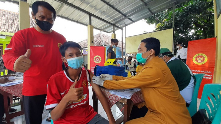 Binda Jabar Proteksi Ribuan Warga Pesisir dengan Vaksin