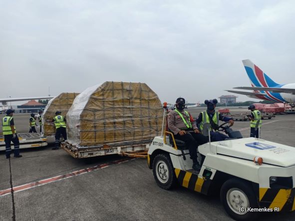 Germany Donates COVID-19 Drugs, Vaccines to Indonesia