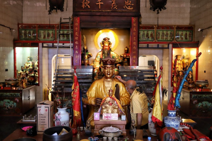 Sambut Imlek, Vihara Dharma Ramsi di Bandung Bersolek