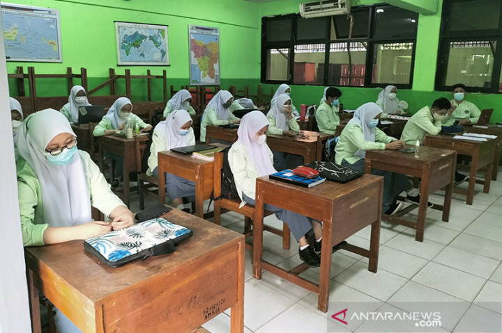 Usai Ditutup 2 Pekan, SMKN 35 Taman Sari Kembali PTM