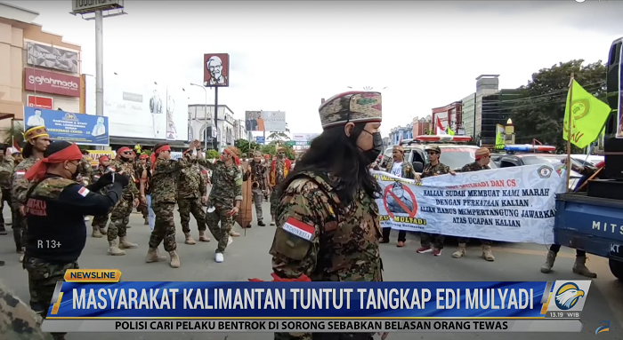 Masyarakat Kaltim Unjuk Rasa Tuntut Tangkap Edy Mulyadi