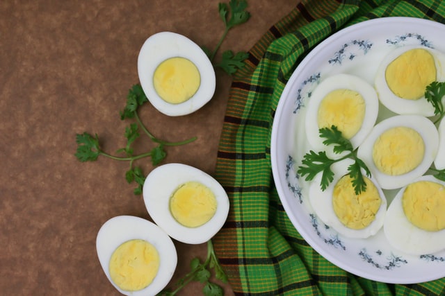 4 Tingkat Kematangan Telur Rebus, Mana Kesukaanmu? (Foto: Unsplash)