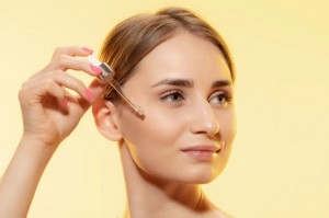 Kenali 6 Jenis Komponen Skincare Acids dan Manfaatnya bagi Kulit