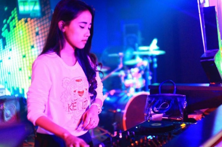 Profil DJ Cantik Asal Bukittinggi yang Tewas dalam Bentrok Maut di Sorong