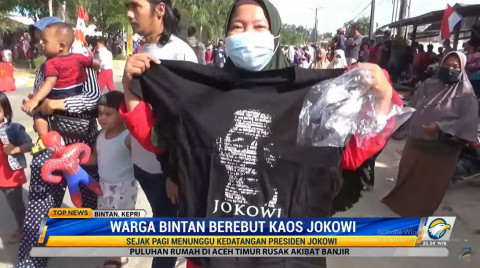 Demi Kaus Oblong Jokowi, Warga Bintan Rela Berdesakan