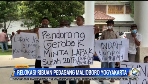 Puluhan PKL Malioboro Desak Pemprov Yogyakarta Tunda Relokasi