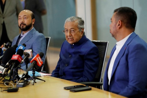 Mahathir Mohamad Pulih, Pindah ke Bangsal Perawatan