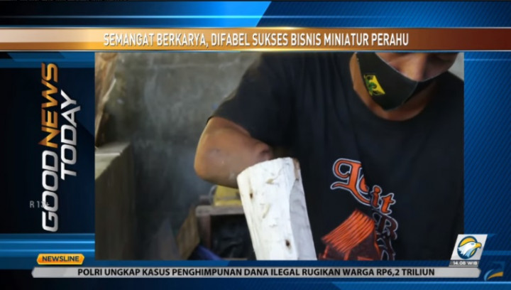 Keren! Difabel di Sukabumi Buat Miniatur Perahu Bernilai Tinggi