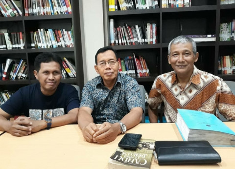 Tak Sampai 200 Halaman, Buku Ini Rangkum Sejarah Narkotika di Indonesia