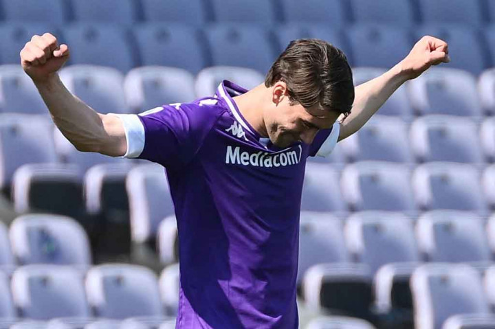 Dusan Vlahovic Resmi Gabung ke Juventus