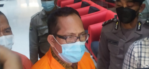 KPK Angkut Berkas Perkara Hakim Itong dari PN Surabaya