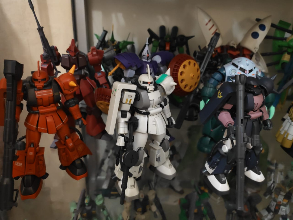 Gundam kit atau Gunpla.