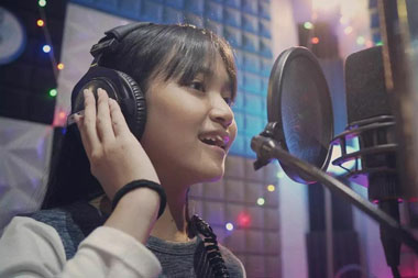 Alumni The Voice Kids, Diandra Edrania Galang Dana untuk Rumah Belajar Orang Papua