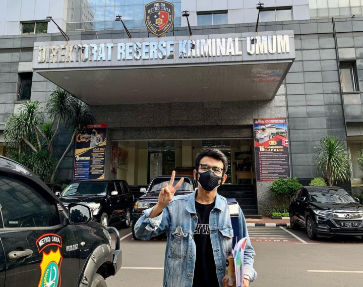 Dijerat UU ITE, Adam Deni Jadi Tersangka