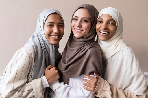 Spirit kampanye tahun ini juga menyoroti ketangguhan kendali dan kemandirian yang dimiliki oleh wanita berhijab dalam menjalankan kehidupan mereka sehari-hari. (Foto: Ilustrasi. Dok. Freepik.com)