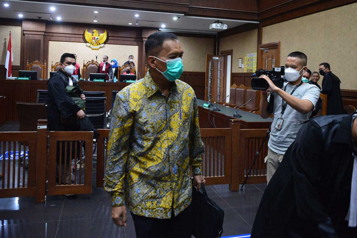 Sidang Vonis Angin Prayitno Ditunda