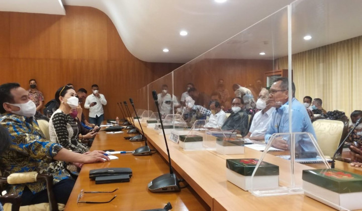 Rahmat Gobel Terima Aspirasi Bupati dari NTT Terkait Pertanian Hingga Kesehatan