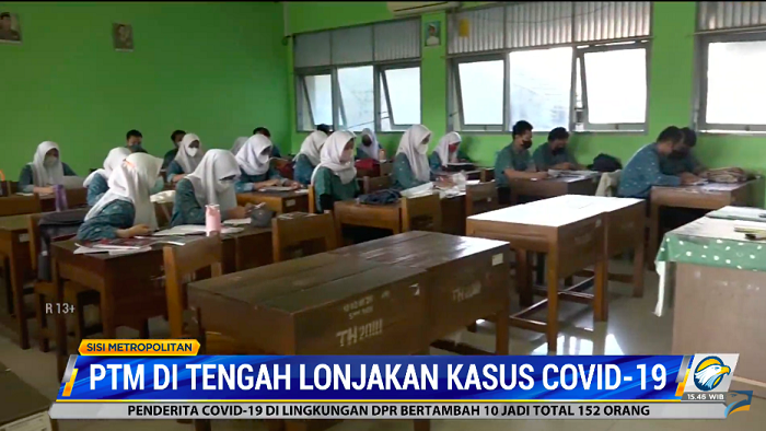 PTM di Tengah Lonjakan Kasus Covid-19