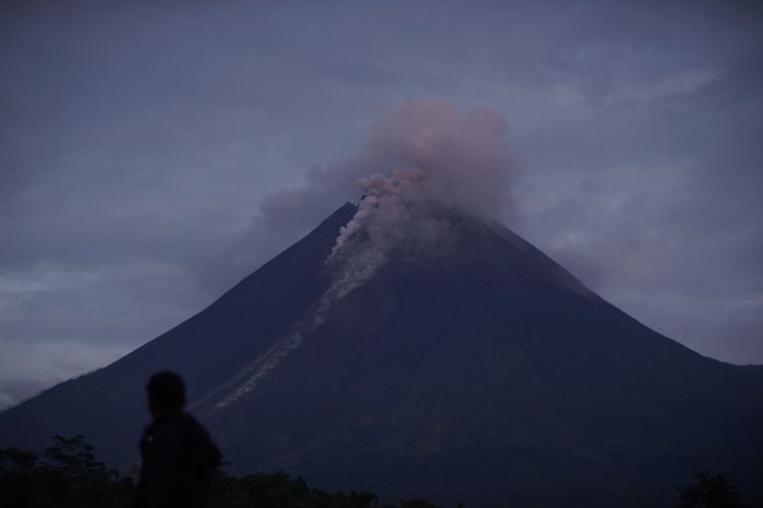 Ilustrasi Gunung Merapi. (Foto: ANTARA/Andreas Fitri Atmoko)
