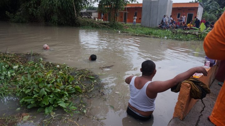Renang Bersama Temannya, Bocah Kelas 3 SD di Mojokerto Tewas Tenggelam